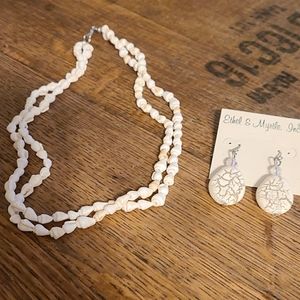 She'll lookalike necklace and earrings